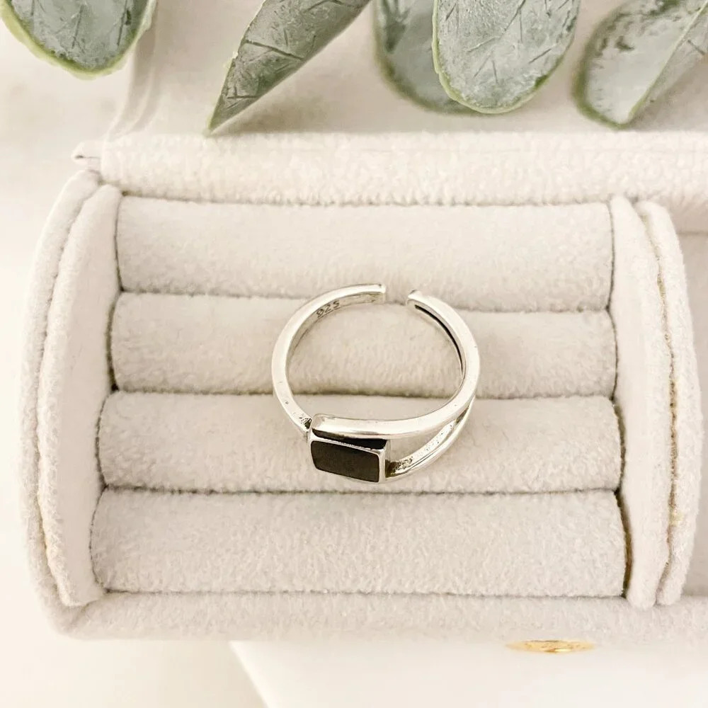 925 Sterling Silver Dainty Ring Black Square Ring Geometric Ring Minimalist Ring - Picture 7 of 10